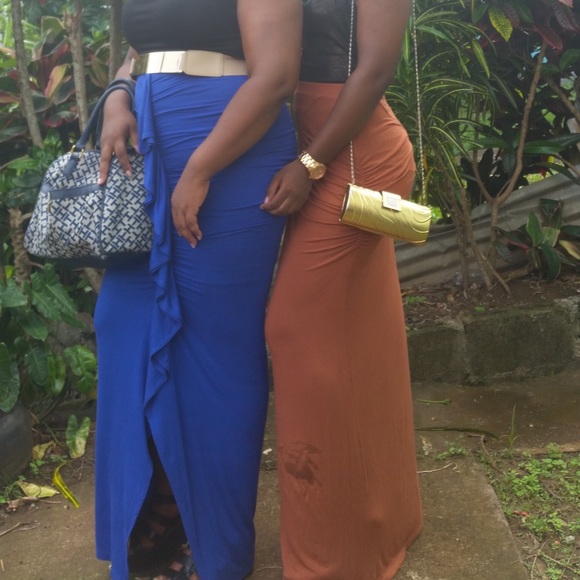 Maxi Skirt w/ Long Slit - Picture 3 of 3